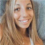 Opositora a policía se ofrece a dar clases de historia, u otras asignaturas, a estudiantes de primaria y ESO